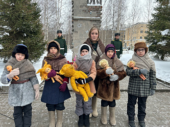 Митинг у мемориала «Детям блокадного Ленинграда» 