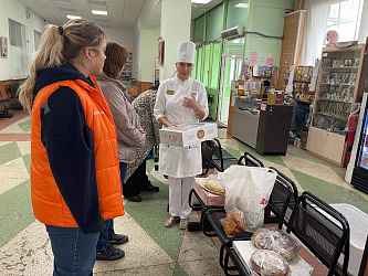 В рамках Костромской Губернской ярмарки прошла добрая и вкусная акция «Пирог для СВОих»! 